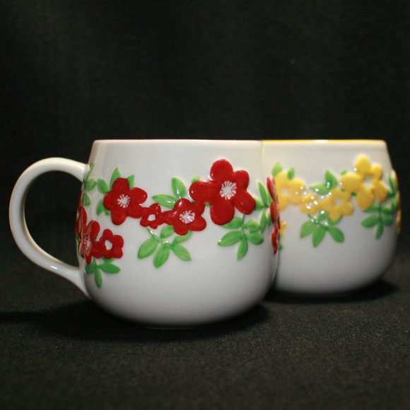 Lot of STARBUCKS 2007 Red and Yellow Flower Coffee Mugs Matching Set(No Returns) - Picture 3 of 16